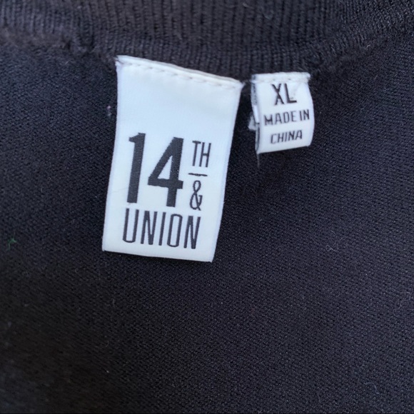 Cardigan Lot - Picture 8 of 9